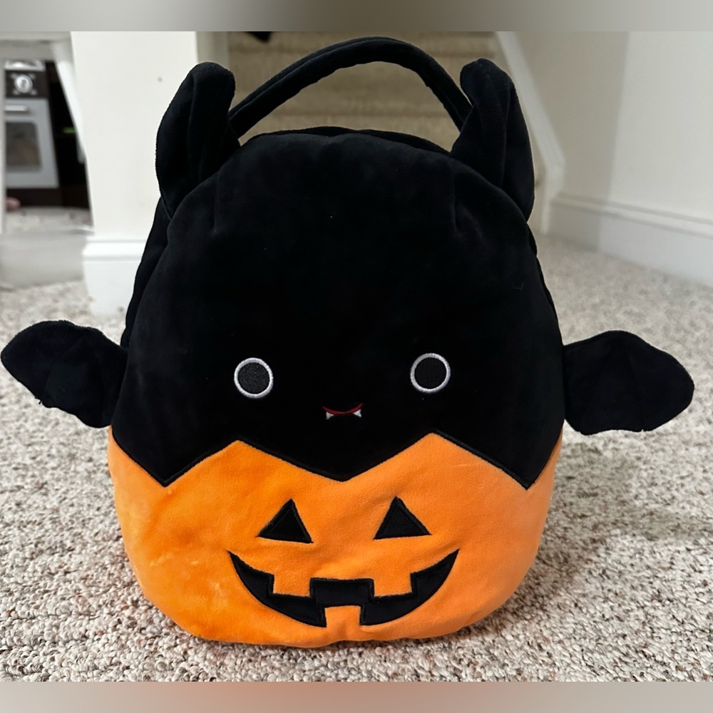 Squishmallow Halloween Emily The Bat In Pumpkin Treat Bag